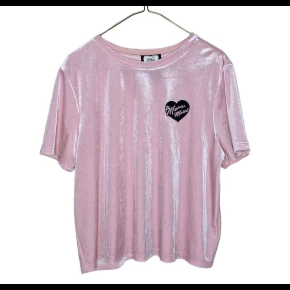 Cute pink top cat meow